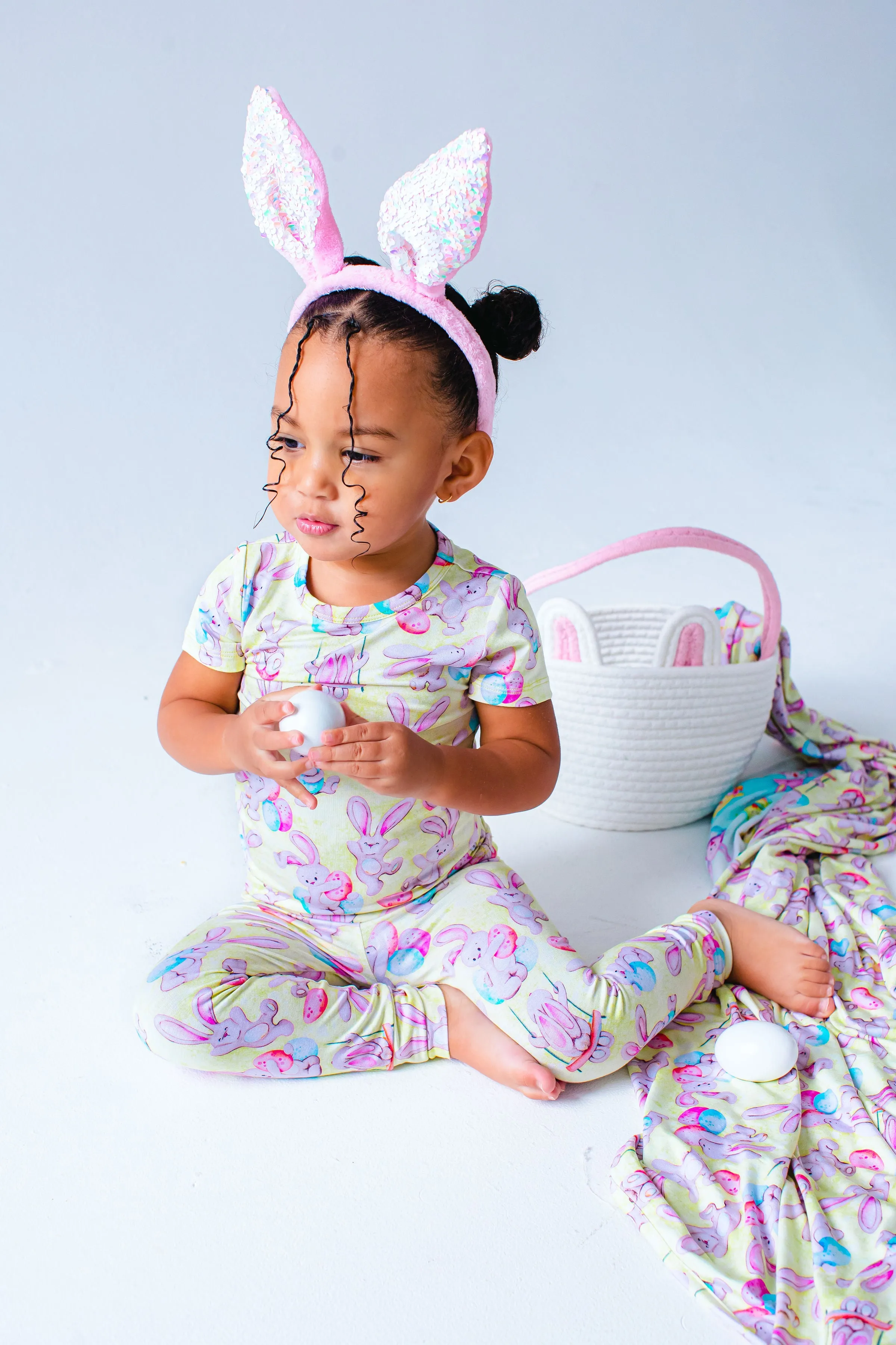 Birdie Bean Easter Stuffed Bunnies Oliver 2-piece Pajamas