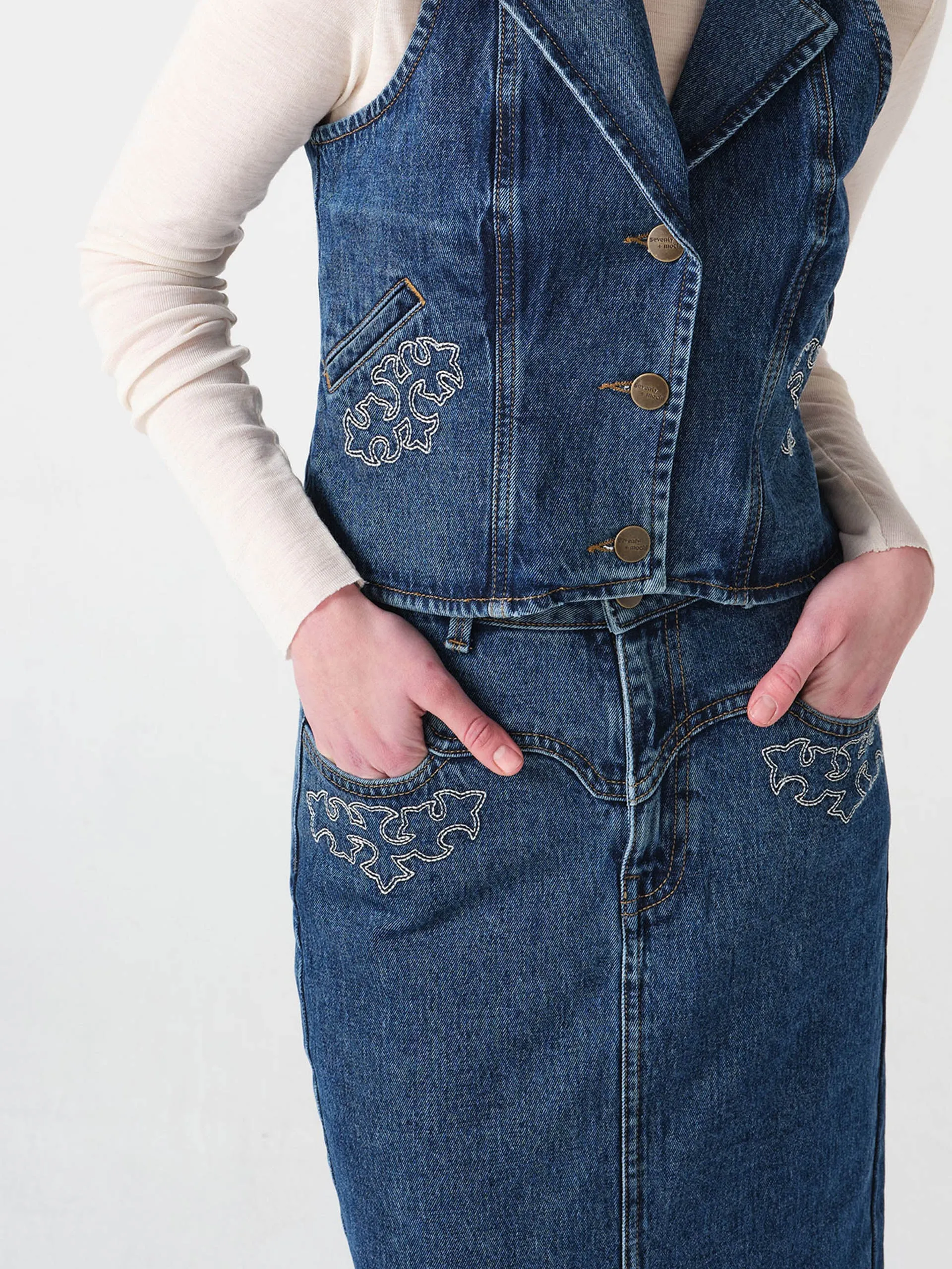 Embroidered mia waistcoat in idaho vintage