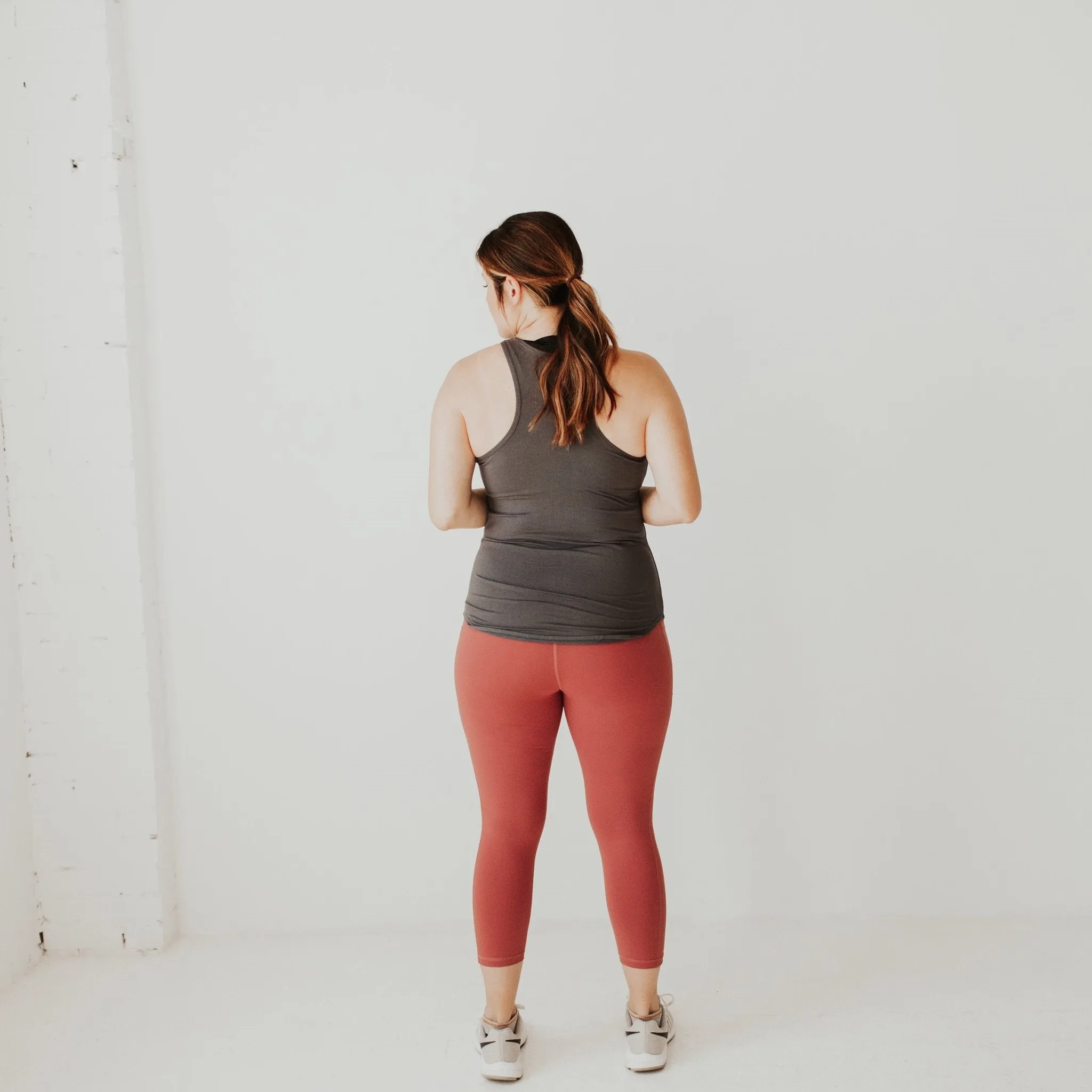 Motivate Tank - Gray