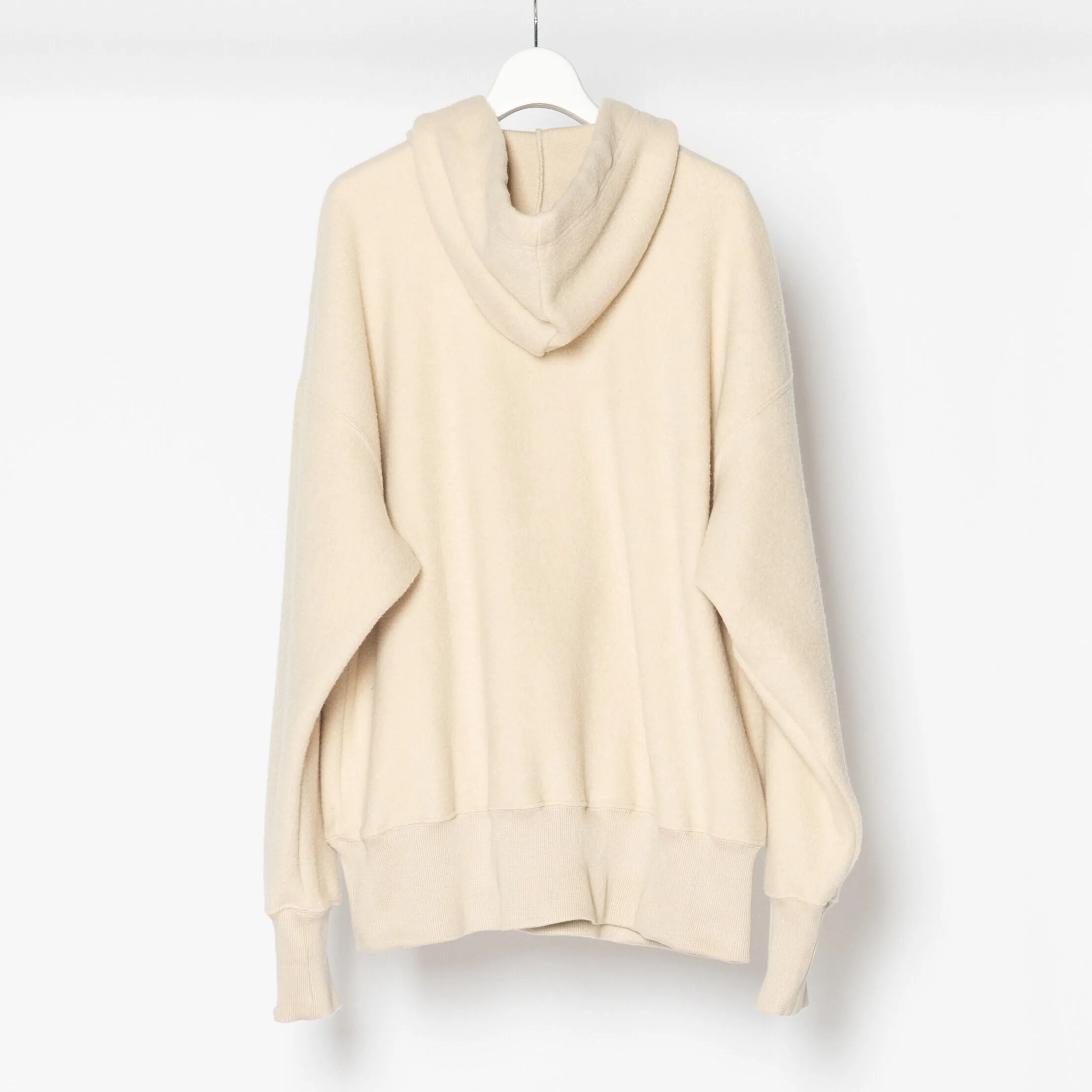 NAPPING HOODIE